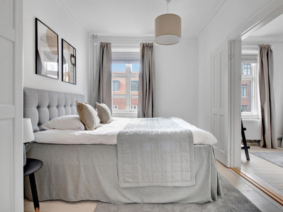 Sanders Stage - Endearing Three-Bedroom Apartment Near Nyhavn コペンハーゲン エクステリア 写真