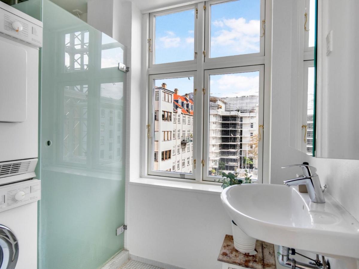 Sanders Stage - Endearing Three-Bedroom Apartment Near Nyhavn コペンハーゲン エクステリア 写真
